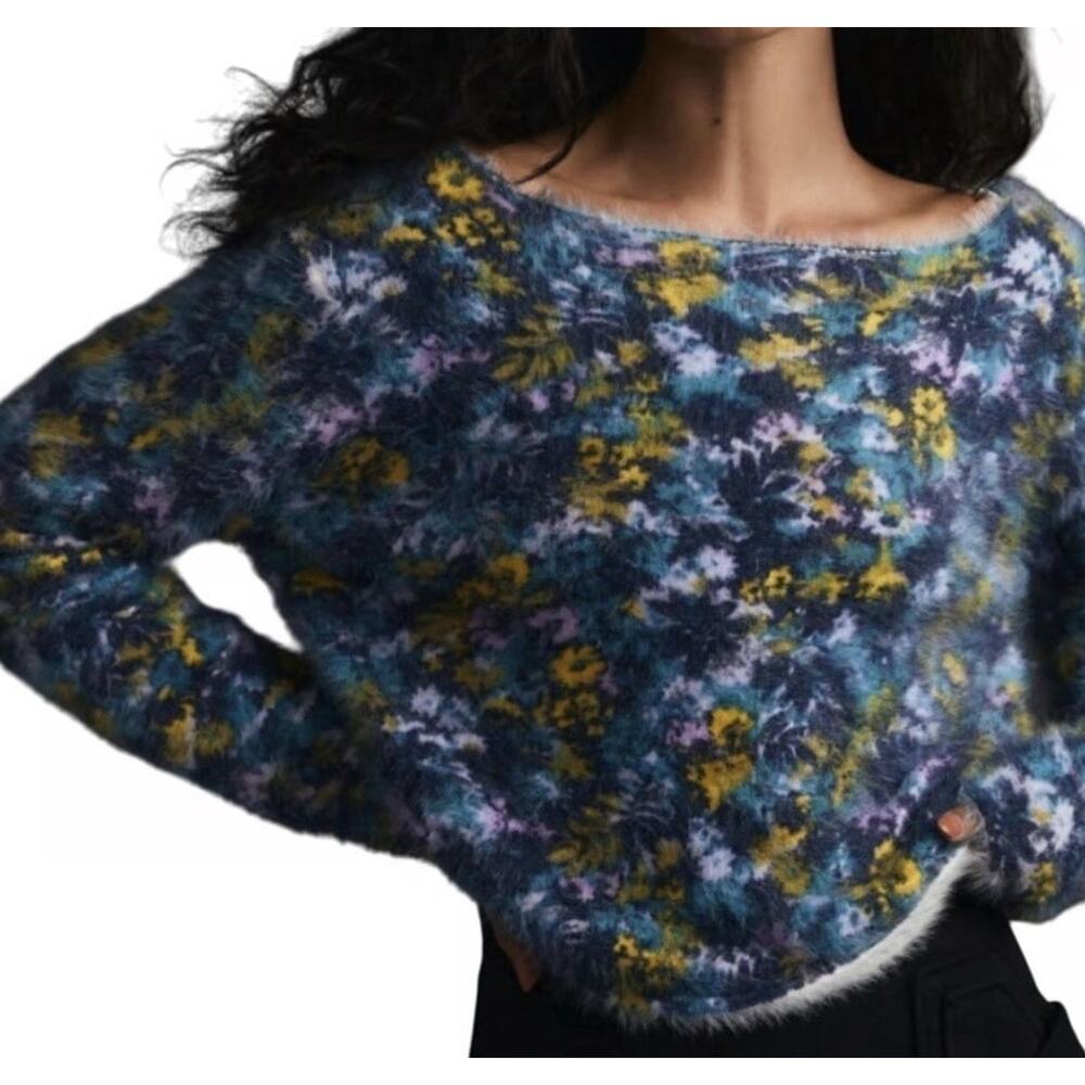 Anthropologie Pilcro Cropped Eyelash Sweater fuzzy streetwear casual xs